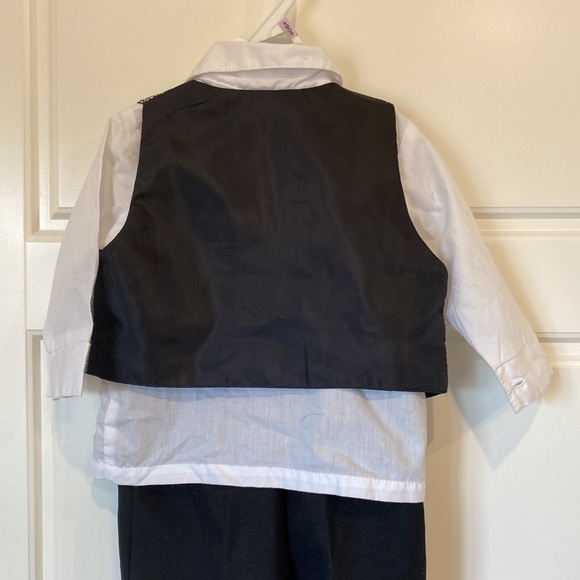 Toddler suit with clip on tie - Picture 5 of 6